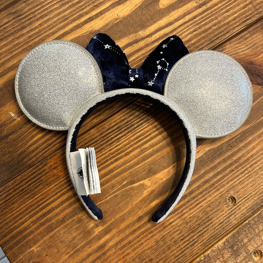 DISNEY WORLD Minnie Ears Silver/Navy Stars And Moon - Picture 3 of 5